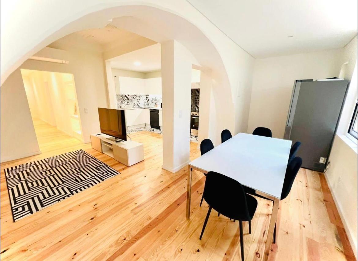 Center 3 Bedroom Flat Next To Avenida Liberdade Lejlighed *